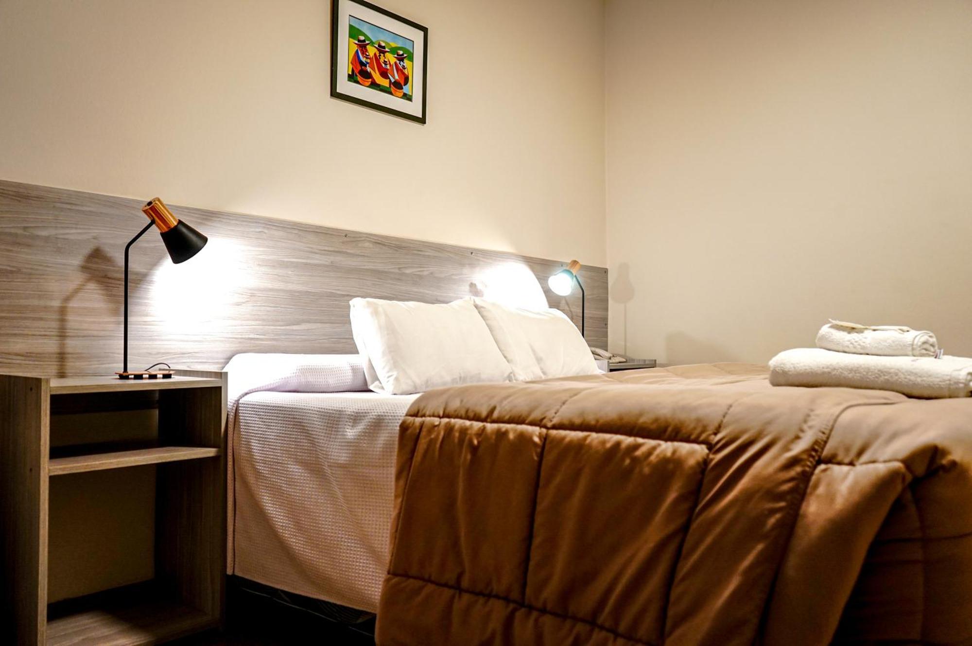 Gs Hotel Salta Bilik gambar